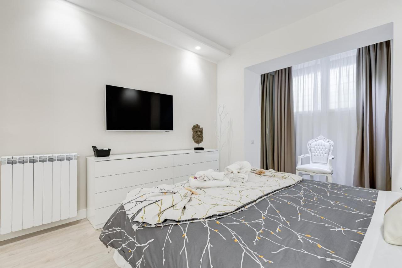 Bmga L The White Crown Apartment In Testaccio Rom Exterior foto